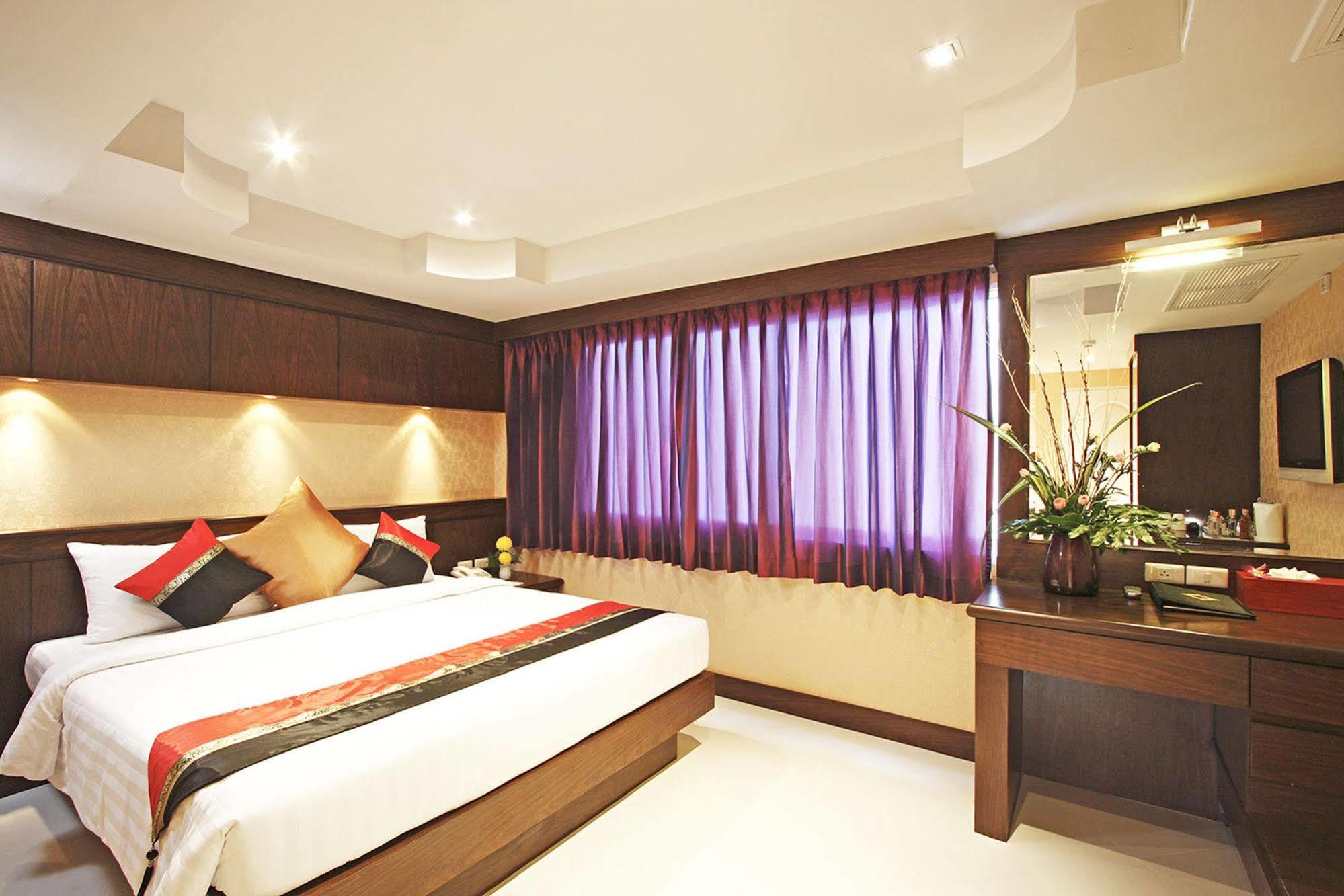 Rayaburi Hotel, Patong Eksteriør bilde