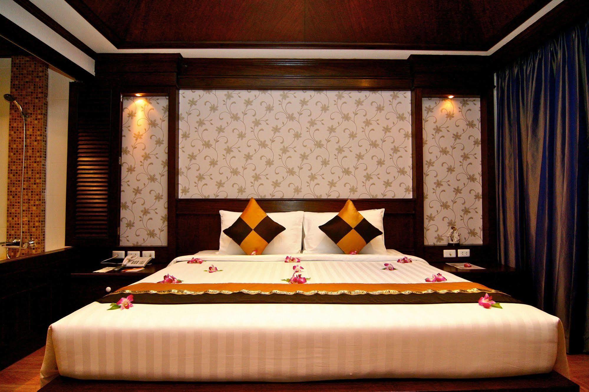 Rayaburi Hotel, Patong Eksteriør bilde