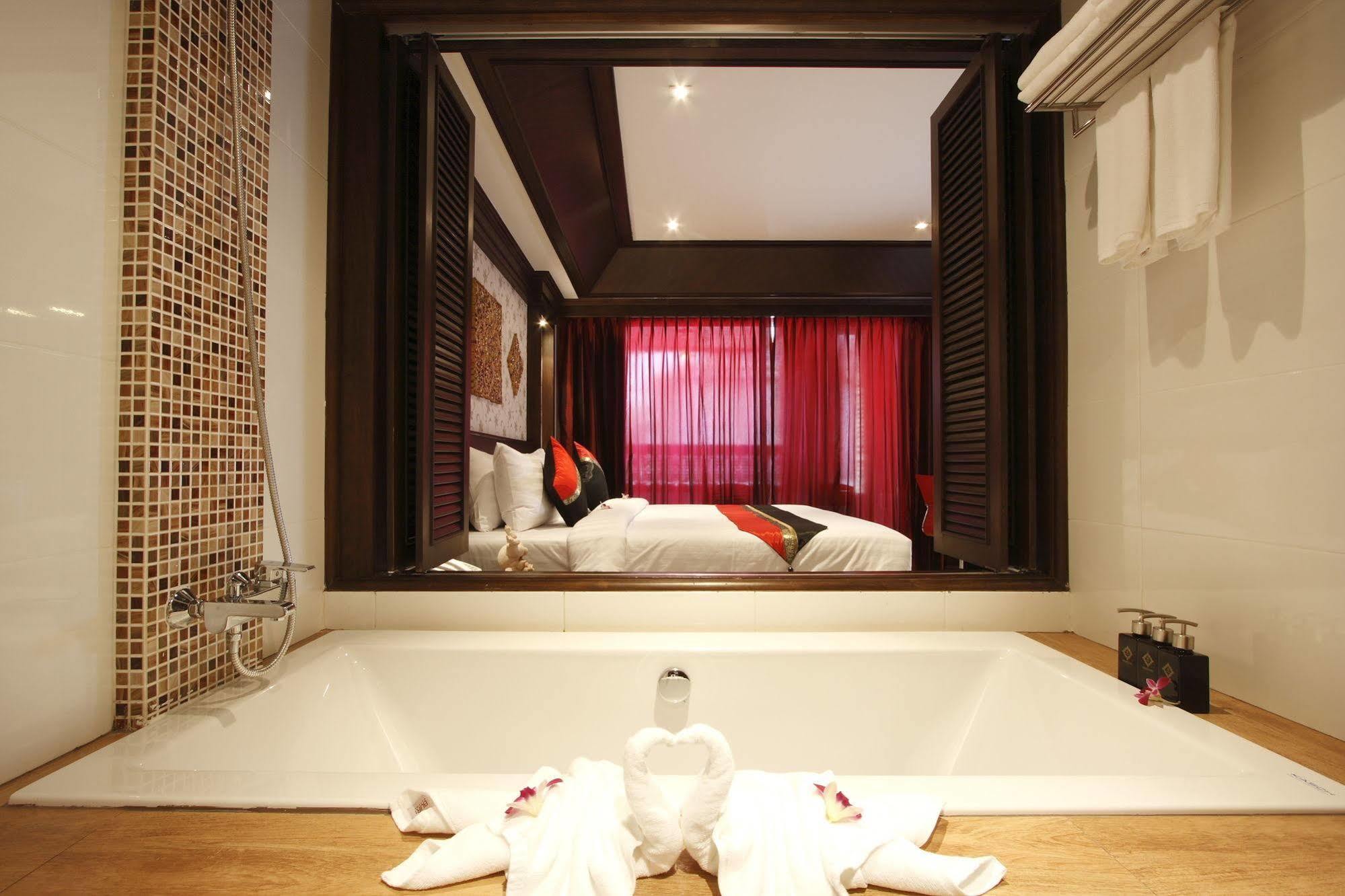 Rayaburi Hotel, Patong Eksteriør bilde