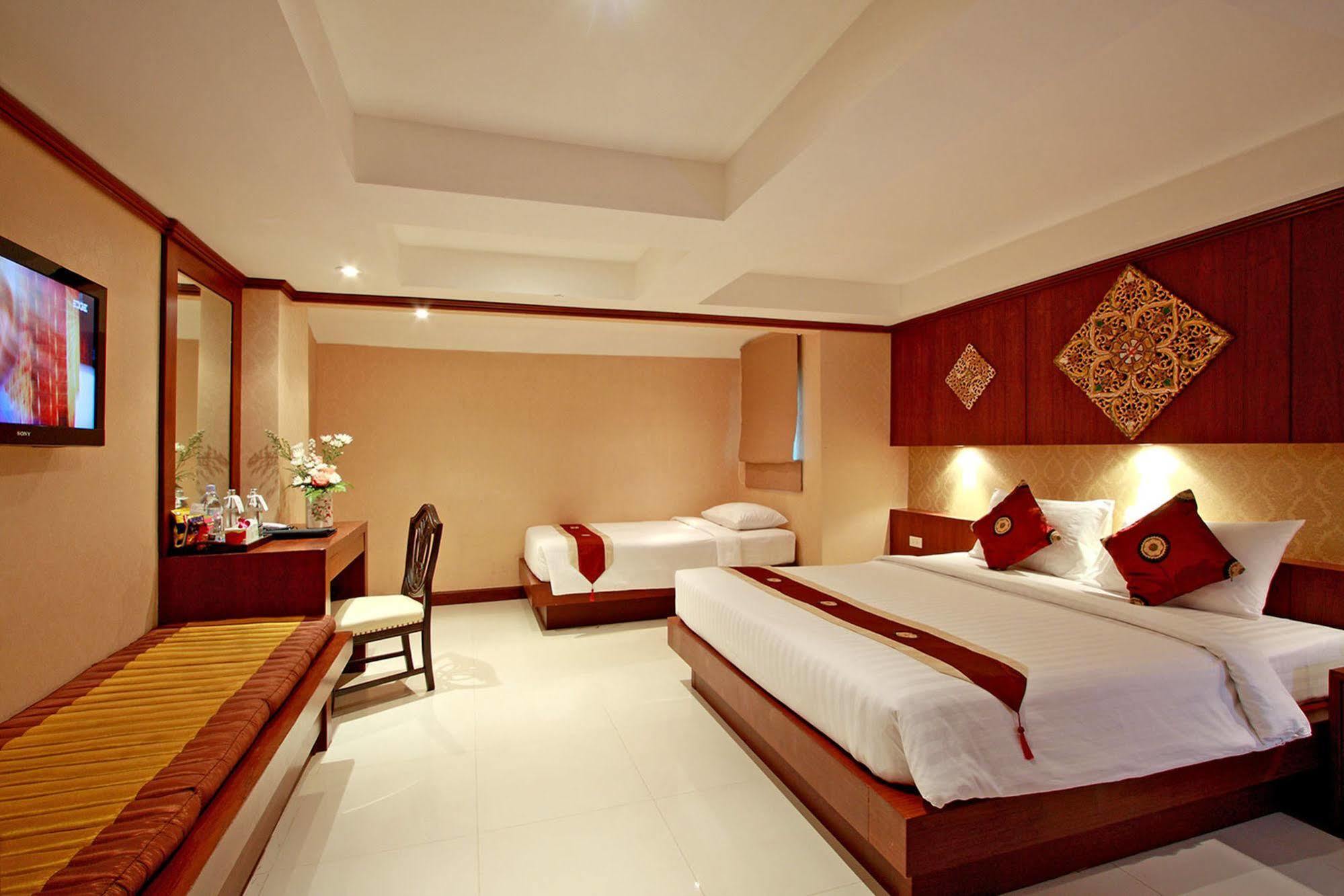 Rayaburi Hotel, Patong Eksteriør bilde